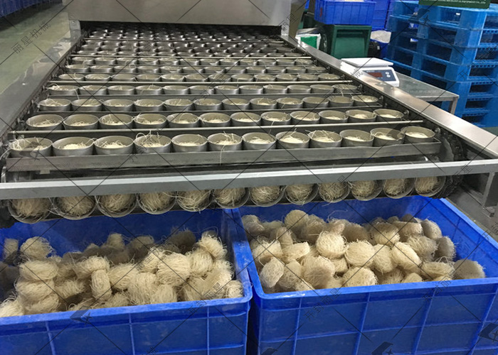 涂布蒸熟工艺方便粉丝机是如何生产无明矾粉饼的？