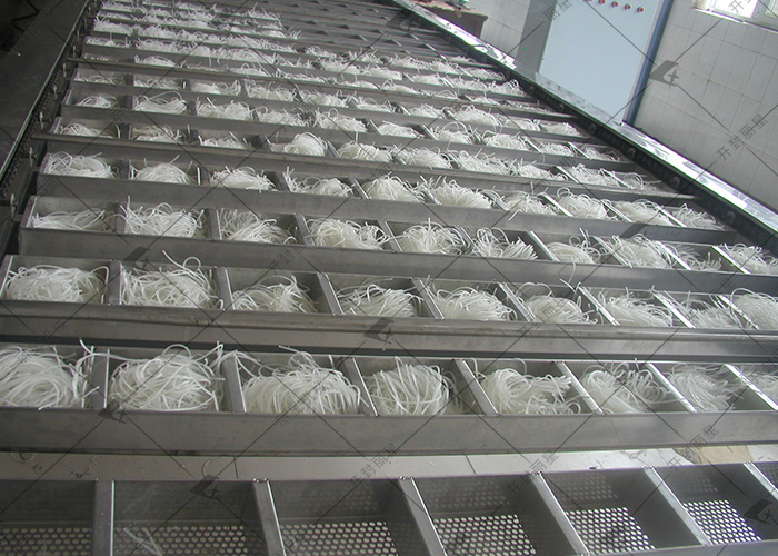 方便食品企业如何实现粉丝粉饼的标准化烘干？